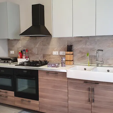 Apartment Bartolino - Quiet And Modern, Close To The Train Station Padova